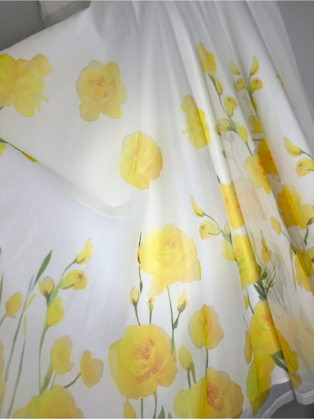 NWT Gorgeous White Midi Dress with Yellow Floral Accents - Picture 5 of 11